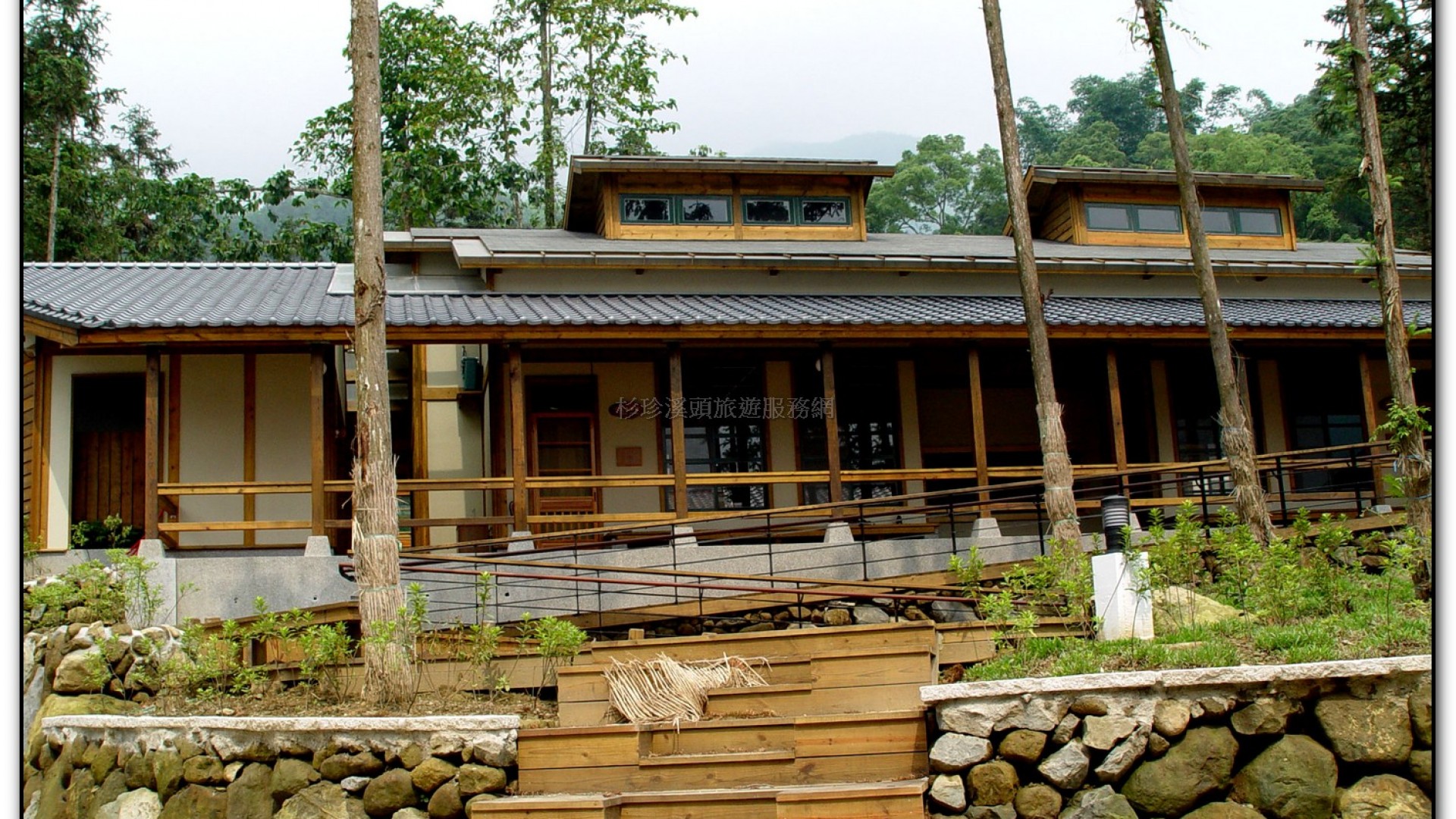 內湖國小-溪頭旅遊景點