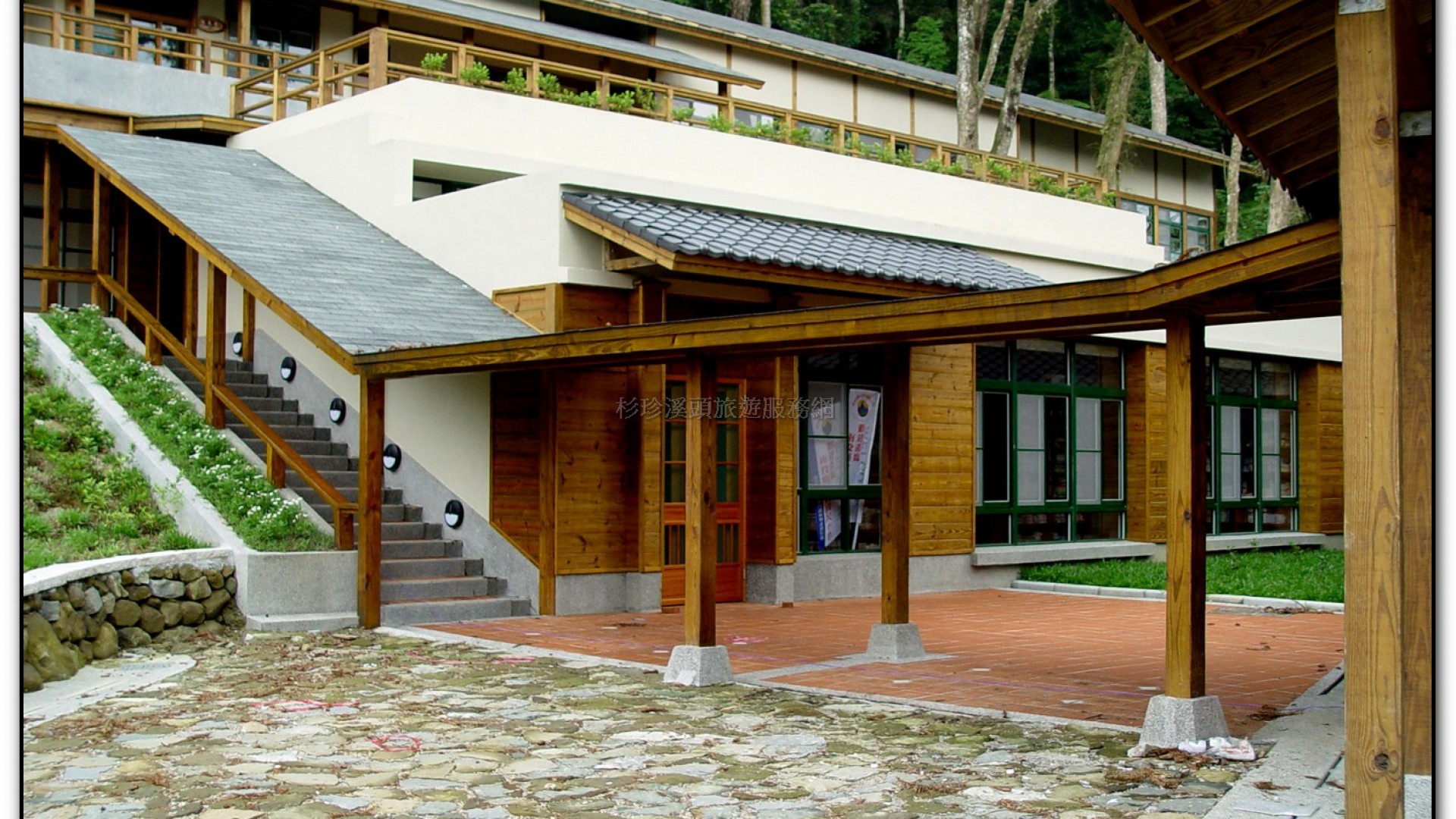 內湖國小-溪頭旅遊景點